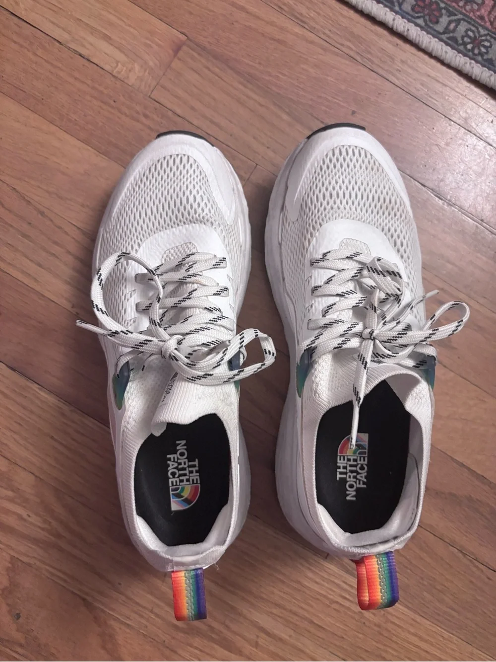 The North Face White VECTIV Mesh Trail Sneakers Pride Women’s 7